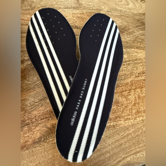 Bad bunny adidas gazelle - Picture 2 of 5